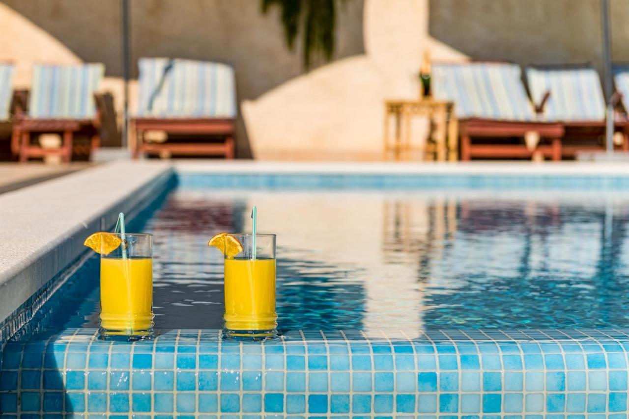 Luxury Apartments Tafra ロクヴァ・ロゴズニツァ エクステリア 写真