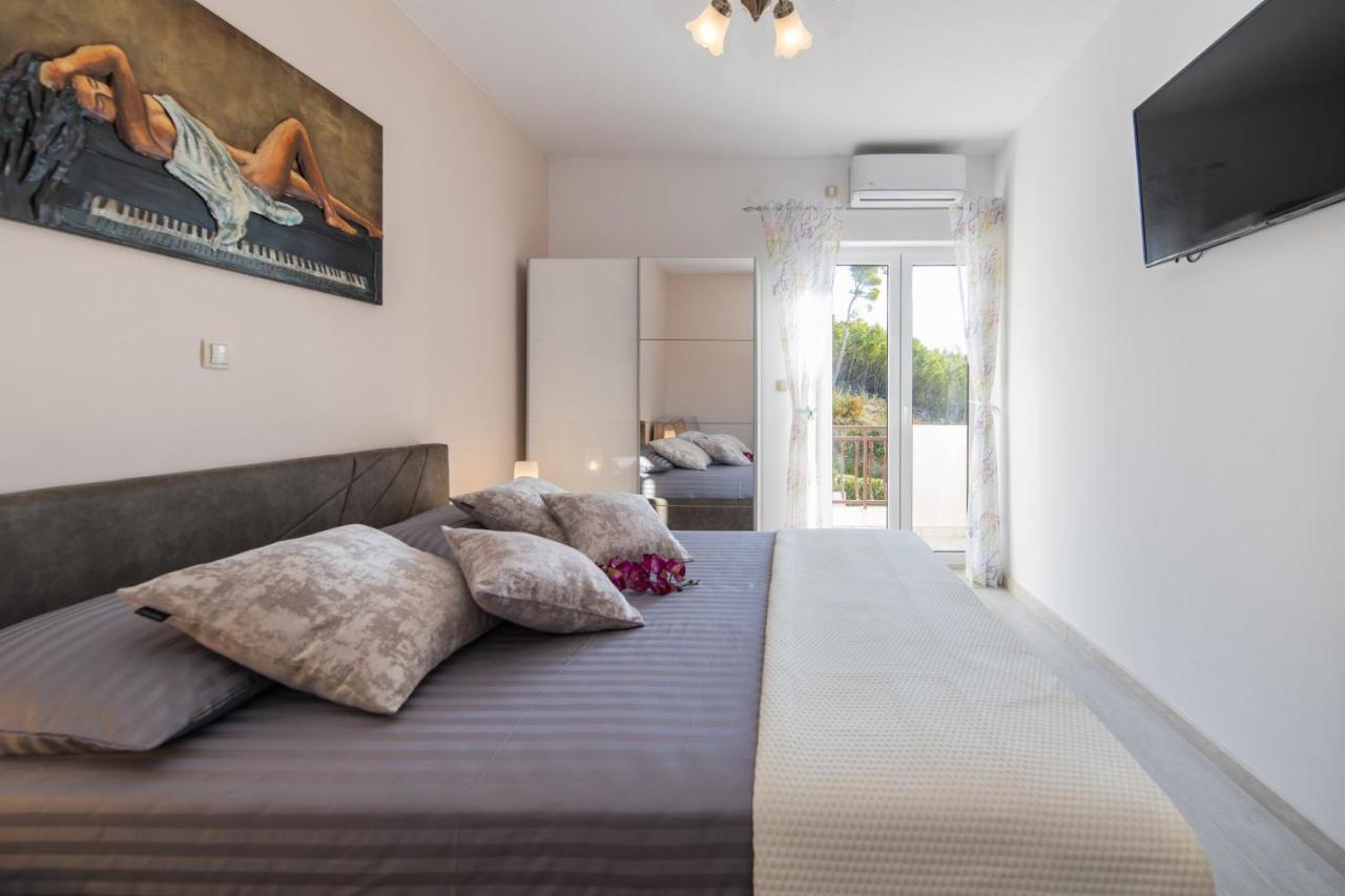 Luxury Apartments Tafra ロクヴァ・ロゴズニツァ エクステリア 写真